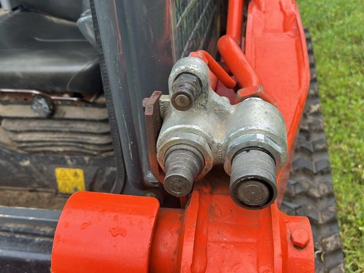 2023-kubota-svl75-2-image-43
