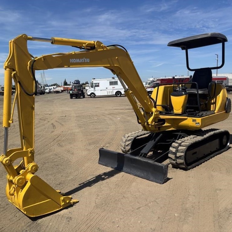 KOMATSU PC20-7E