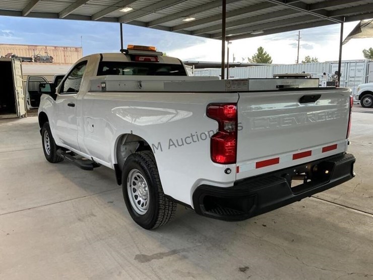 2021-chevrolet-silverado-1500-image-5