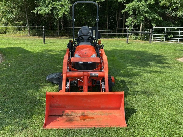 2022-kubota-bx2380-image-8