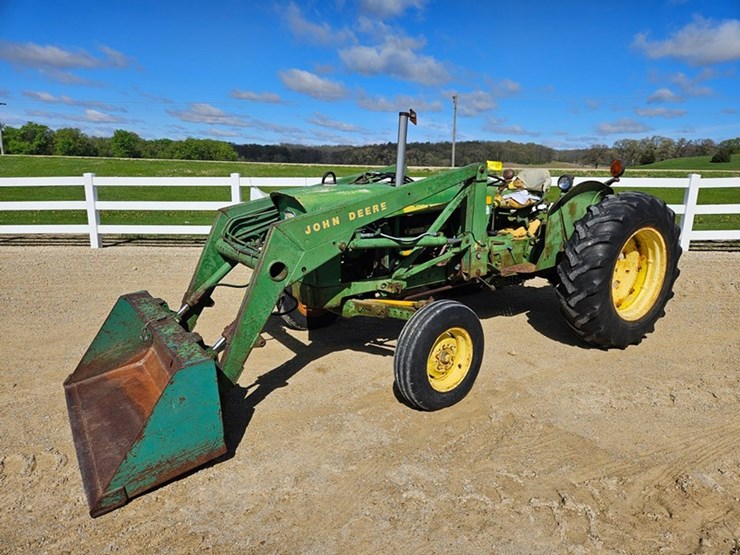2020-john-deere-2020-image-1