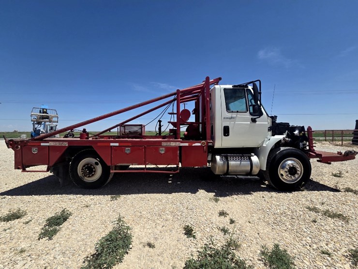2014-international-durastar-4300-image-4
