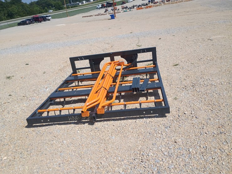 #26143-•-arteer-hay-accumulator-grapple-skid-steer-attachment-image-1