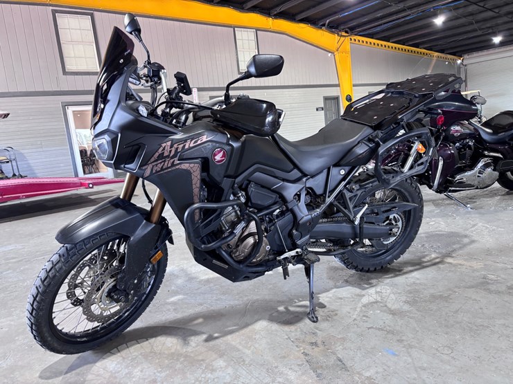 #35369-•-2018-honda-crf1000-image-1