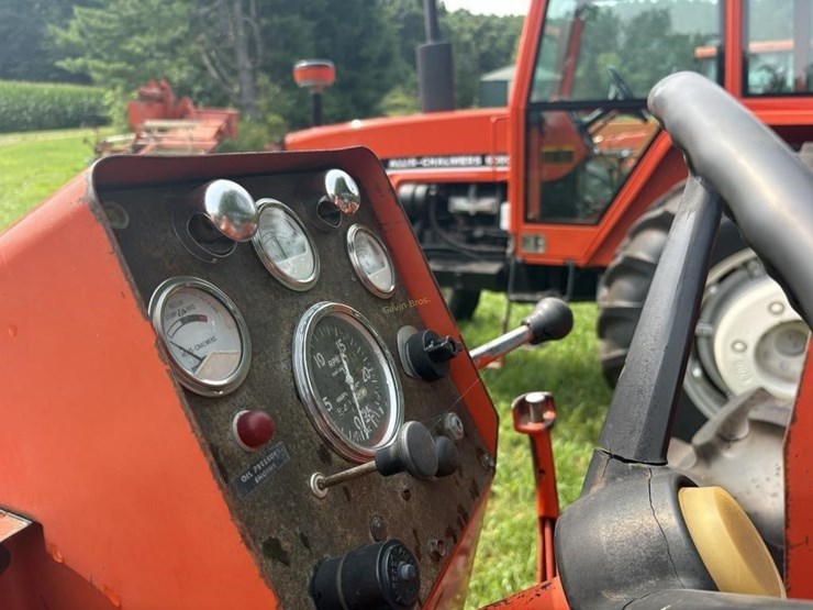 allis-chalmers-170-tractor-image-19