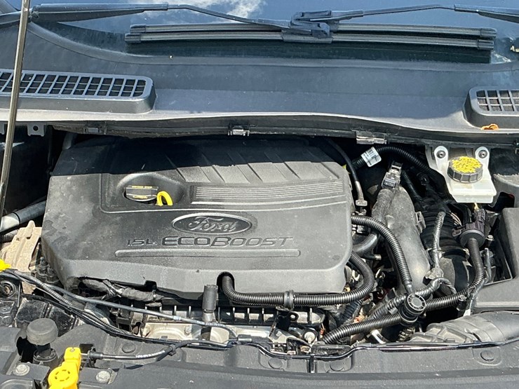 2017-ford-escape-se-image-24