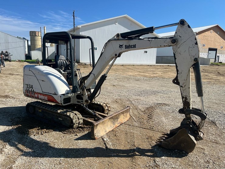 2004-bobcat-334d-image-10