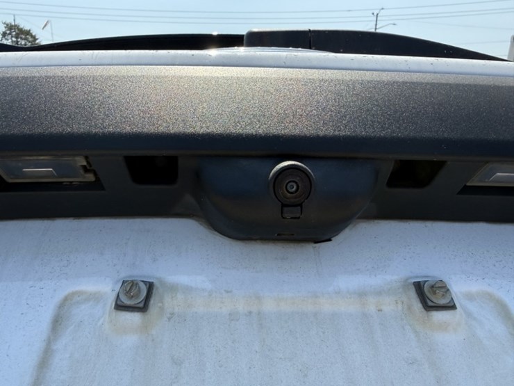 2020-ford-explorer-image-14