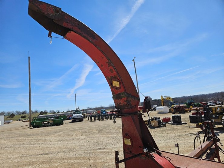 new-holland-770-image-27