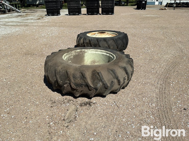 firestone-all-traction-field-&-road-18.4-38-tires-&-rims-image-4