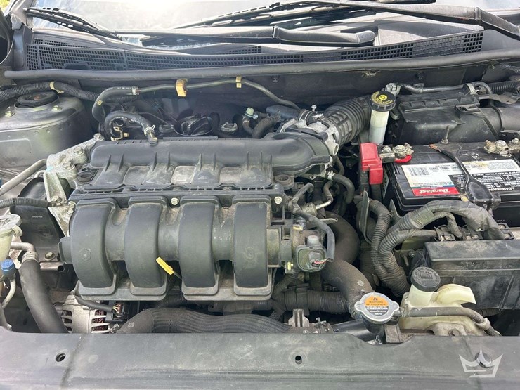 2015-nissan-sentra-sedan-image-7