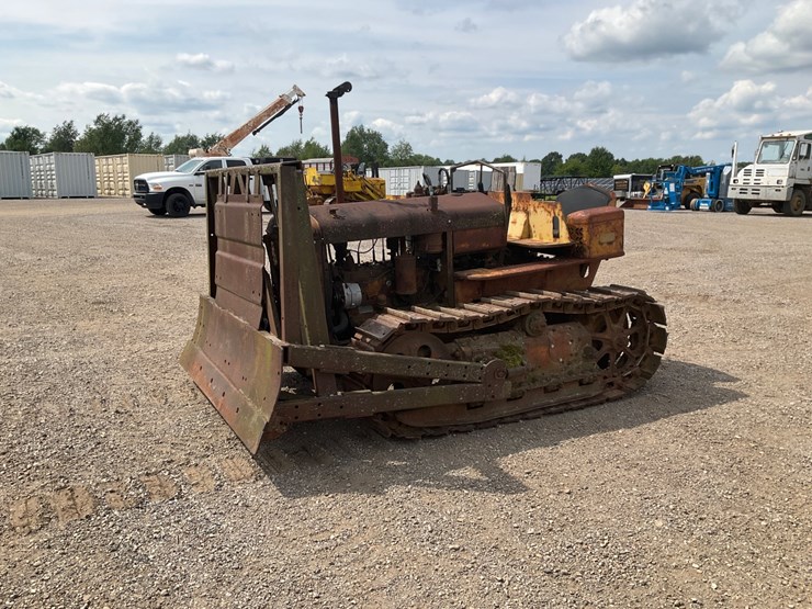 1945-cletrac-ag6-image-1