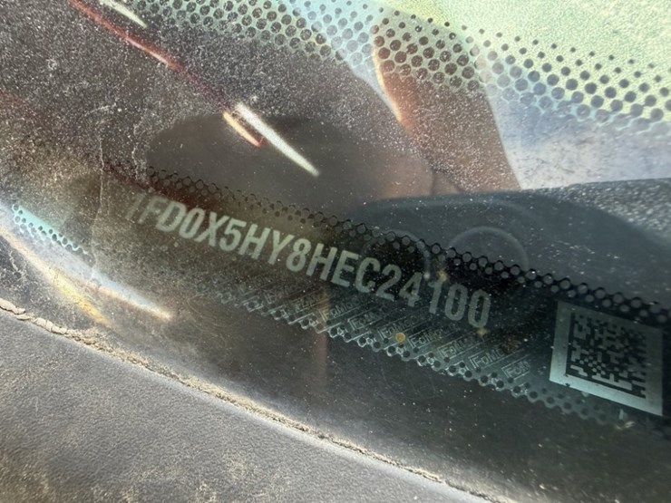 2017-ford-f550-image-9