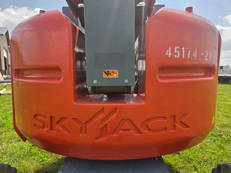 #103-•-2019-skyjack-sj63-boom-lift-image-9