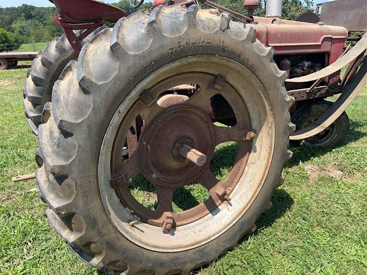 1954-farmall-super-h-image-34