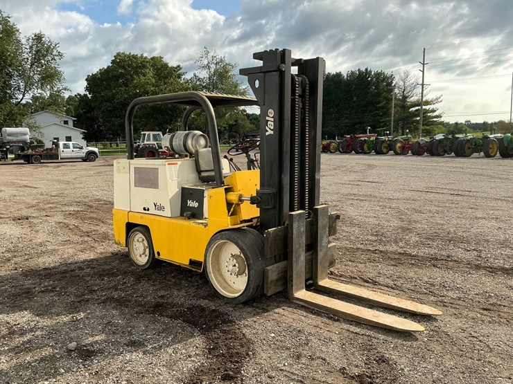 #1351-•-yale-glc-120-sbs-096-forklift-image-7