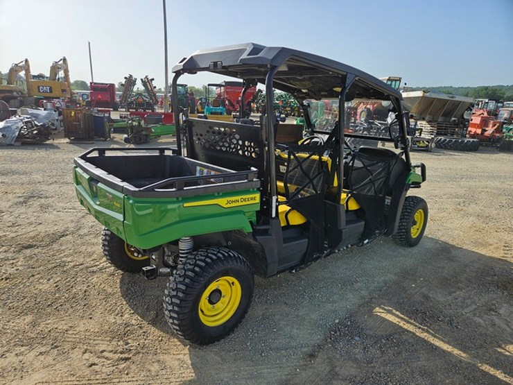 john-deere-gator-image-5