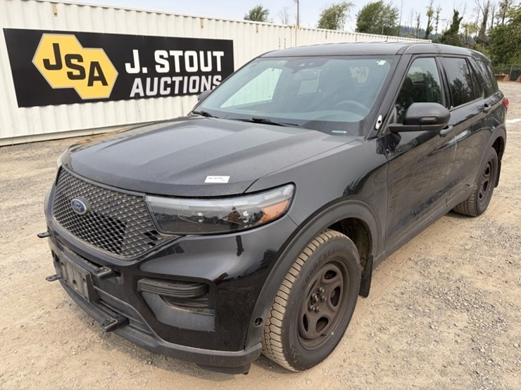 2020-ford-explorer-image-1