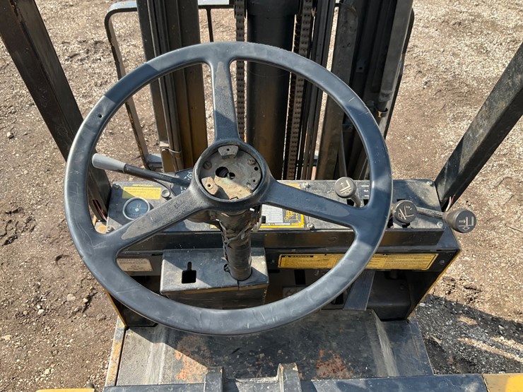 caterpillar-mc30-image-37