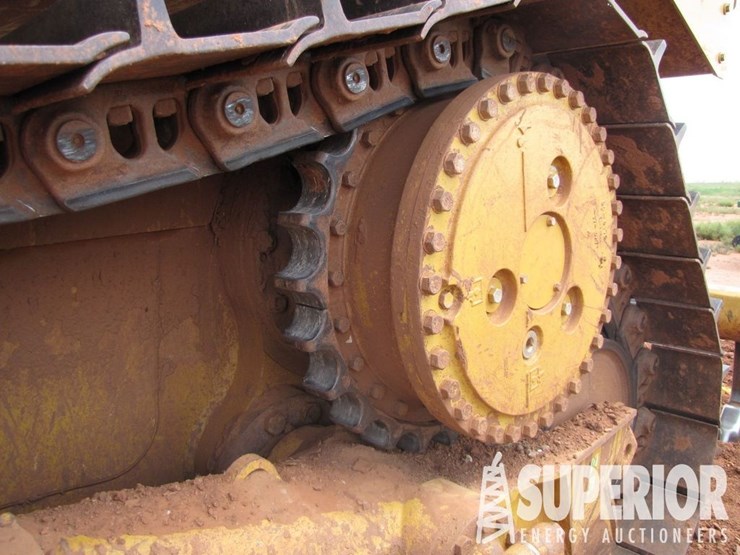 caterpillar-d6t-xl-image-7