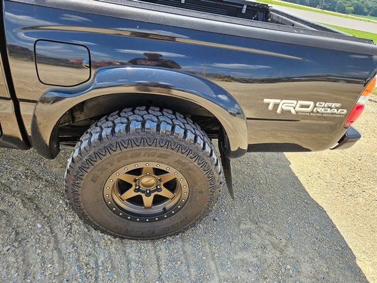 2004-toyota-tacoma-image-20