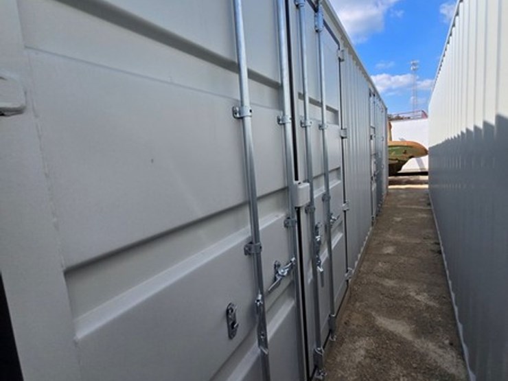 #73-•-40'-onetrip-container-image-2