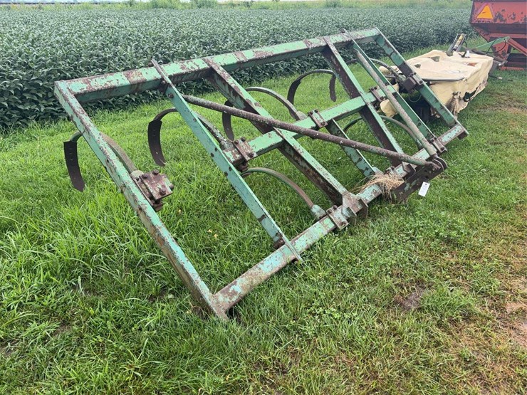 john-deere-7-image-2