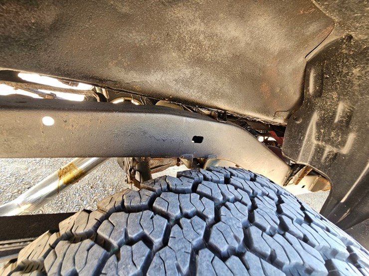#25-•-2002-toyota-4x4-pickup-truck-image-44