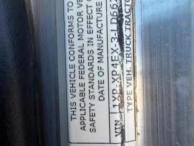 2020-peterbilt-389-image-24
