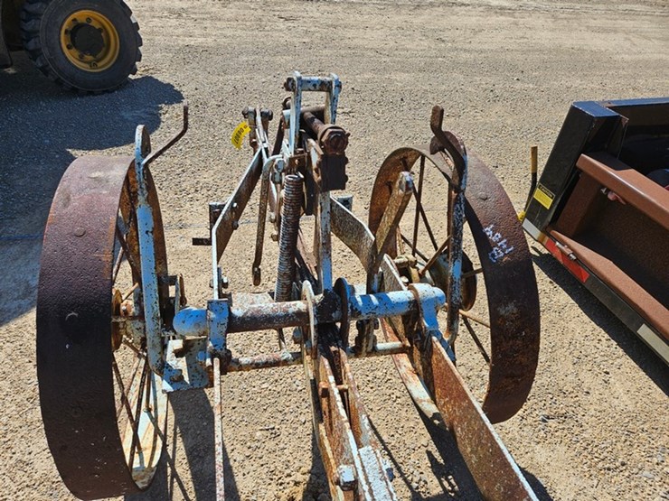 #98-•-pull-type-tile-plow-image-19
