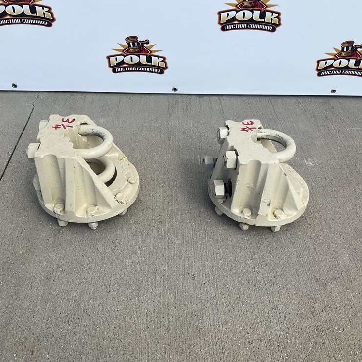#5032 • Pair of 3 1/4" IH Tractor Dual Wheel Hubs