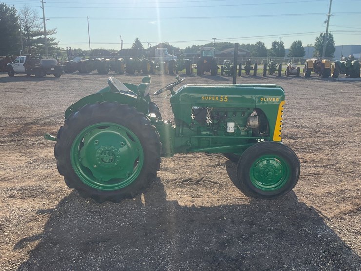 1955-oliver-super-55-image-6
