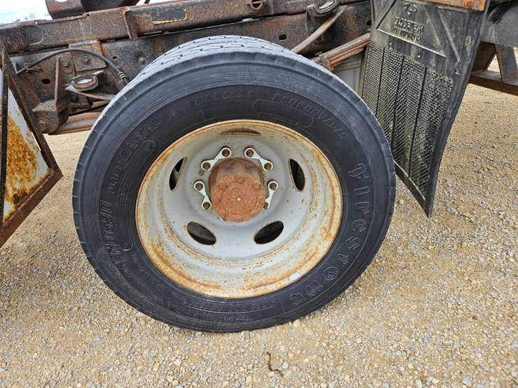 2009-ford-f550-image-67