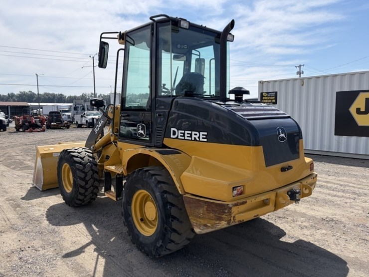 2018-deere-324k-image-6