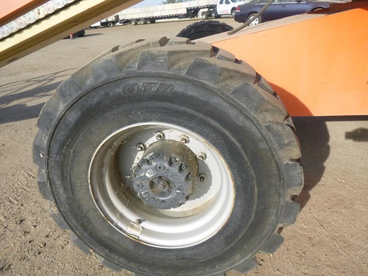 2007-jlg-400s-image-24