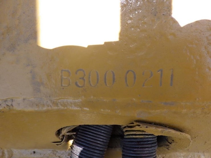 hanix-s&b300-image-40