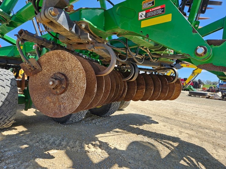 john-deere-2623vt-image-30