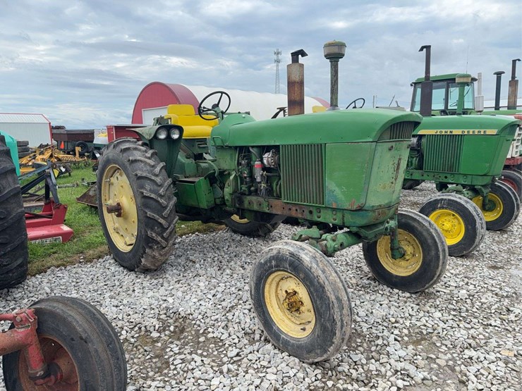 1961-john-deere-3010-image-2