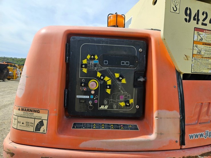 #89-•-jlg-460si-basket-lift-image-30
