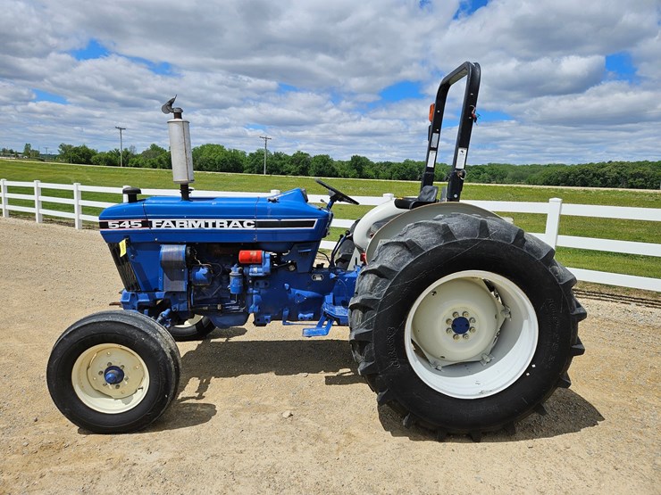 farmtrac-545-image-2