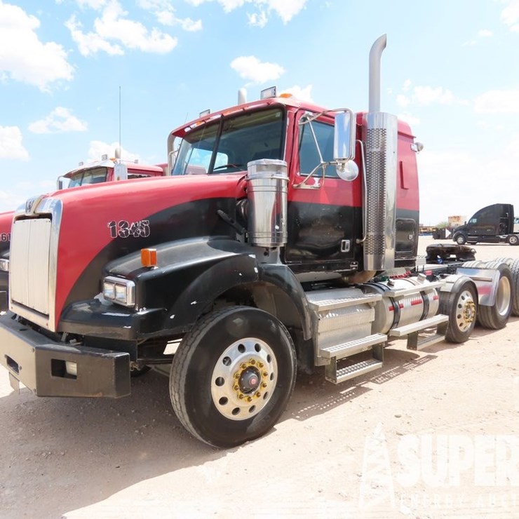 2013 WESTERN STAR 4900