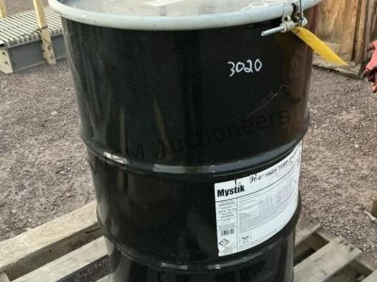 barrel-of-mystik-jt-6-high-temp-grease-image-1