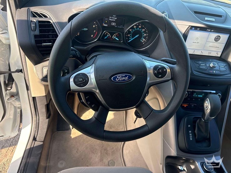 2016-ford-escape-image-13