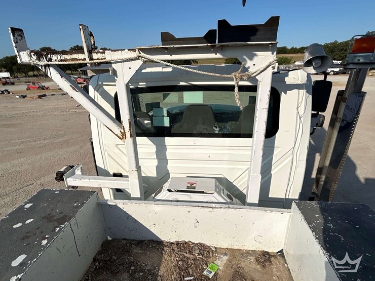2019-international-workstar-7400-image-32