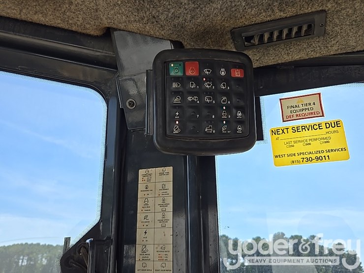 2018-deere-850k-image-59