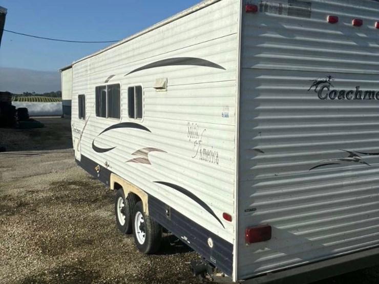 #668-•-spirit-of-america-camper-image-1