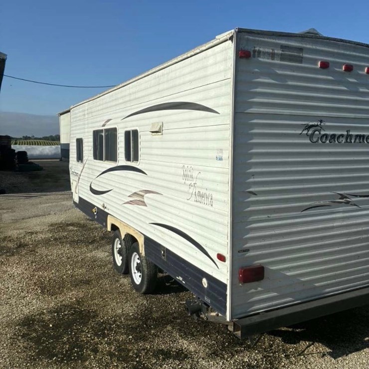 #668 • Spirit Of America Camper