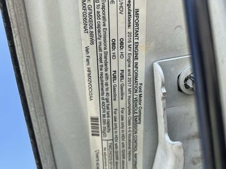 2017-ford-f550-image-52
