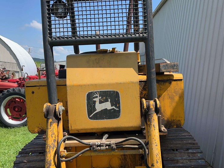 1979-deere-450c-image-17