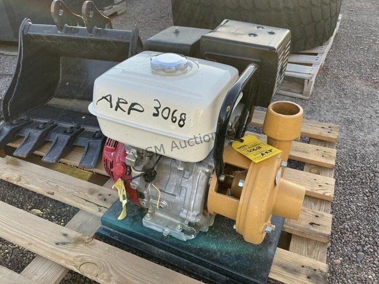 gas-powered-water-pump-&-bobcat-bucket-image-3